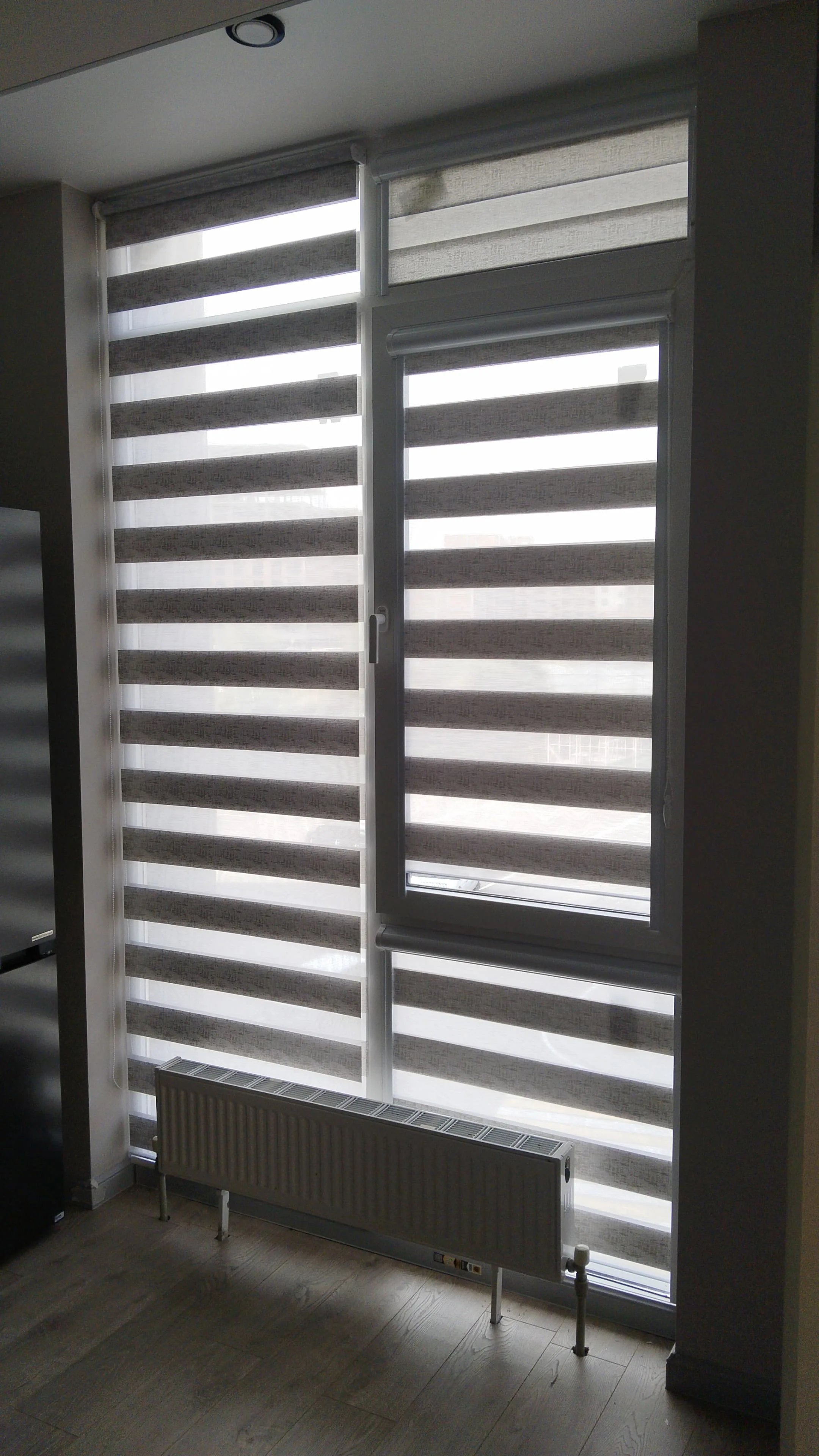 Рулонные шторы зебра день-ночь 9 в Нальчике и КБР на заказ