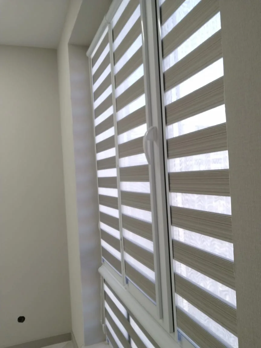 Рулонные шторы зебра день-ночь 15 в Нальчике и КБР на заказ