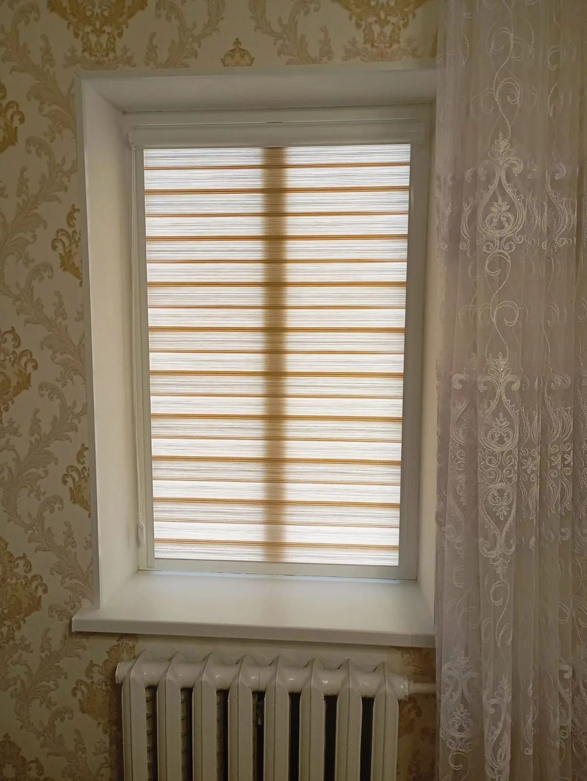 Рулонные шторы зебра день-ночь 51 в Нальчике и КБР на заказ