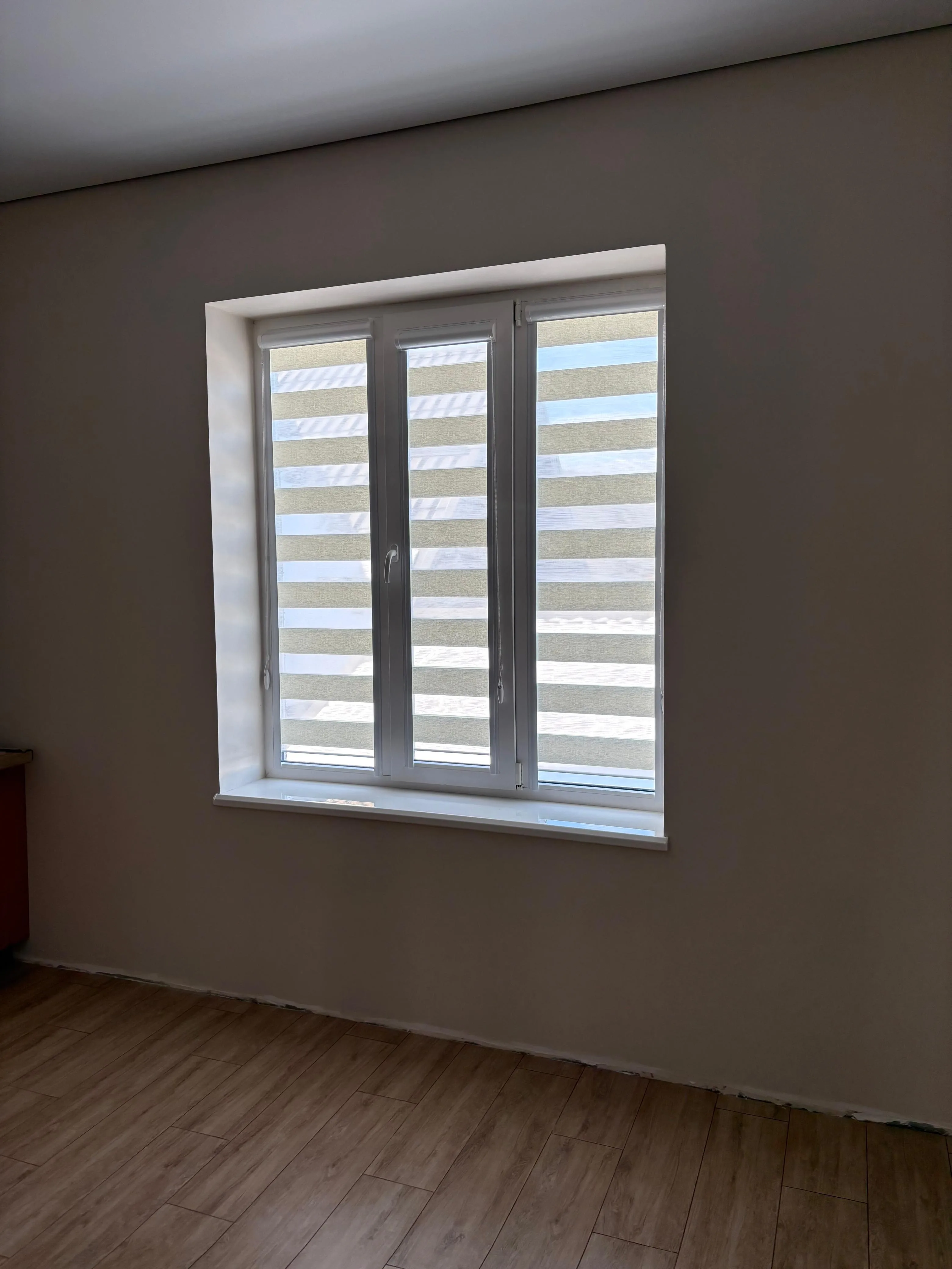 Рулонные шторы зебра день-ночь 92 в Нальчике и КБР на заказ