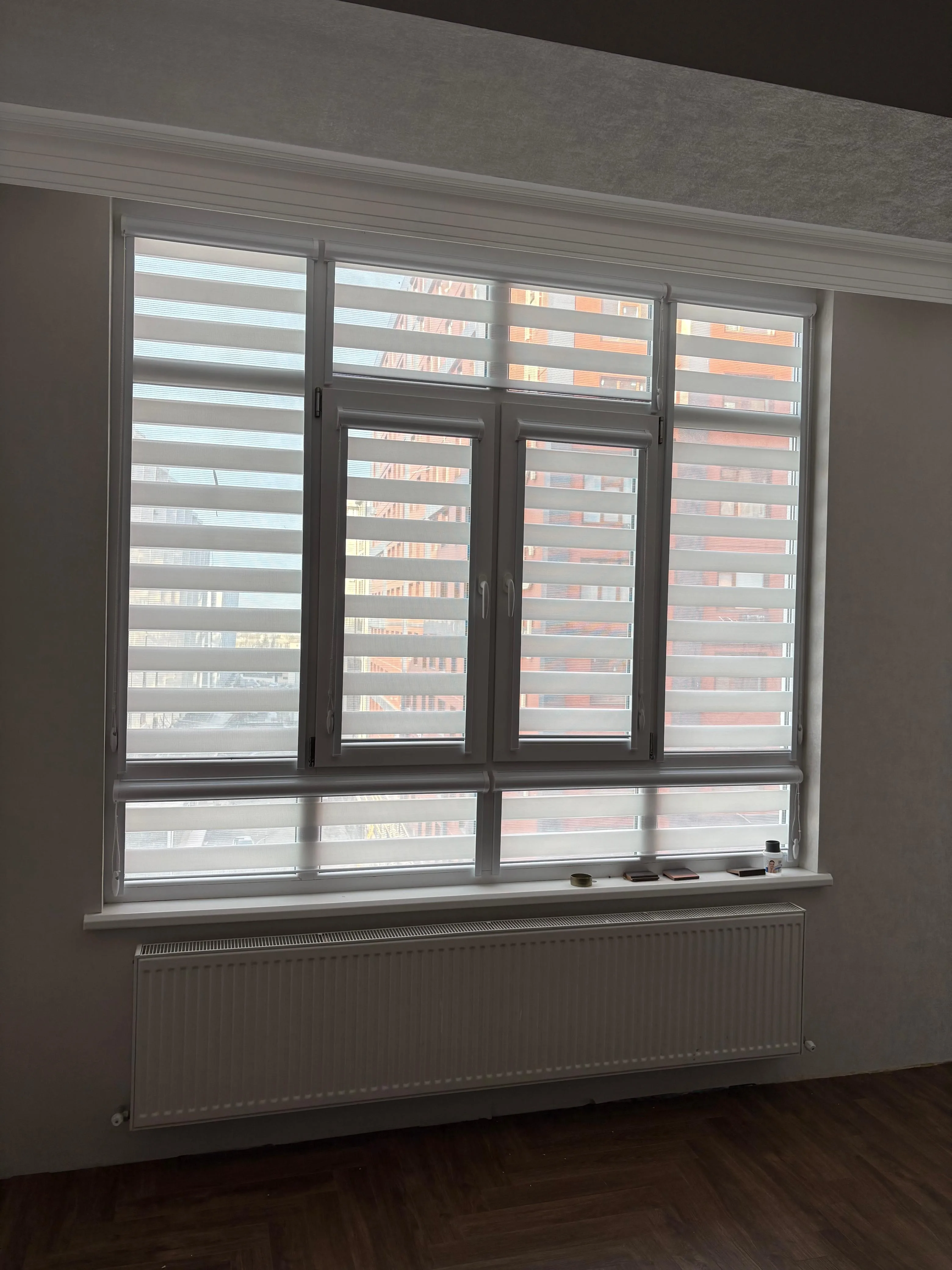 Рулонные шторы зебра день-ночь 99 в Нальчике и КБР на заказ