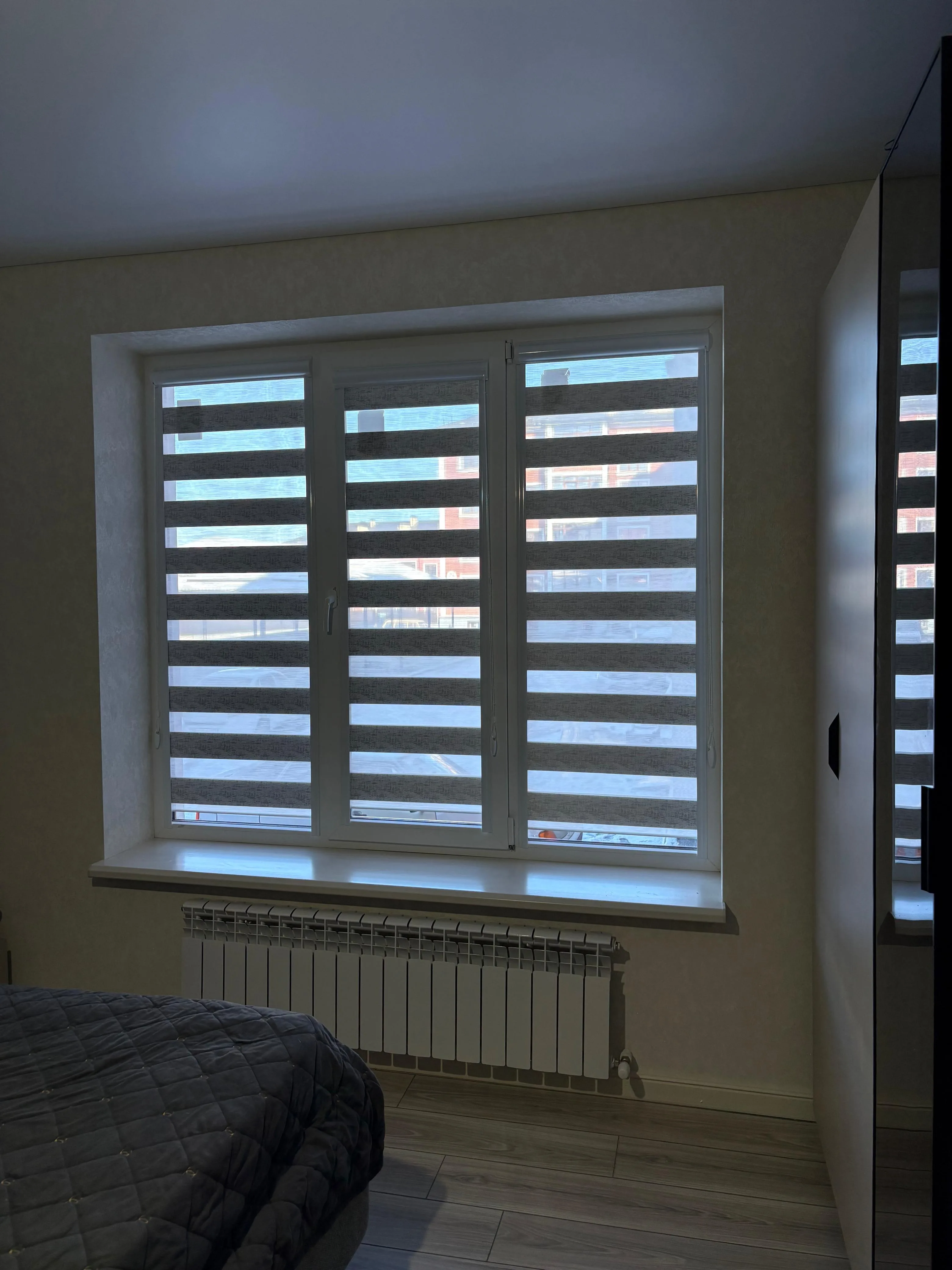 Рулонные шторы зебра день-ночь 121 в Нальчике и КБР на заказ