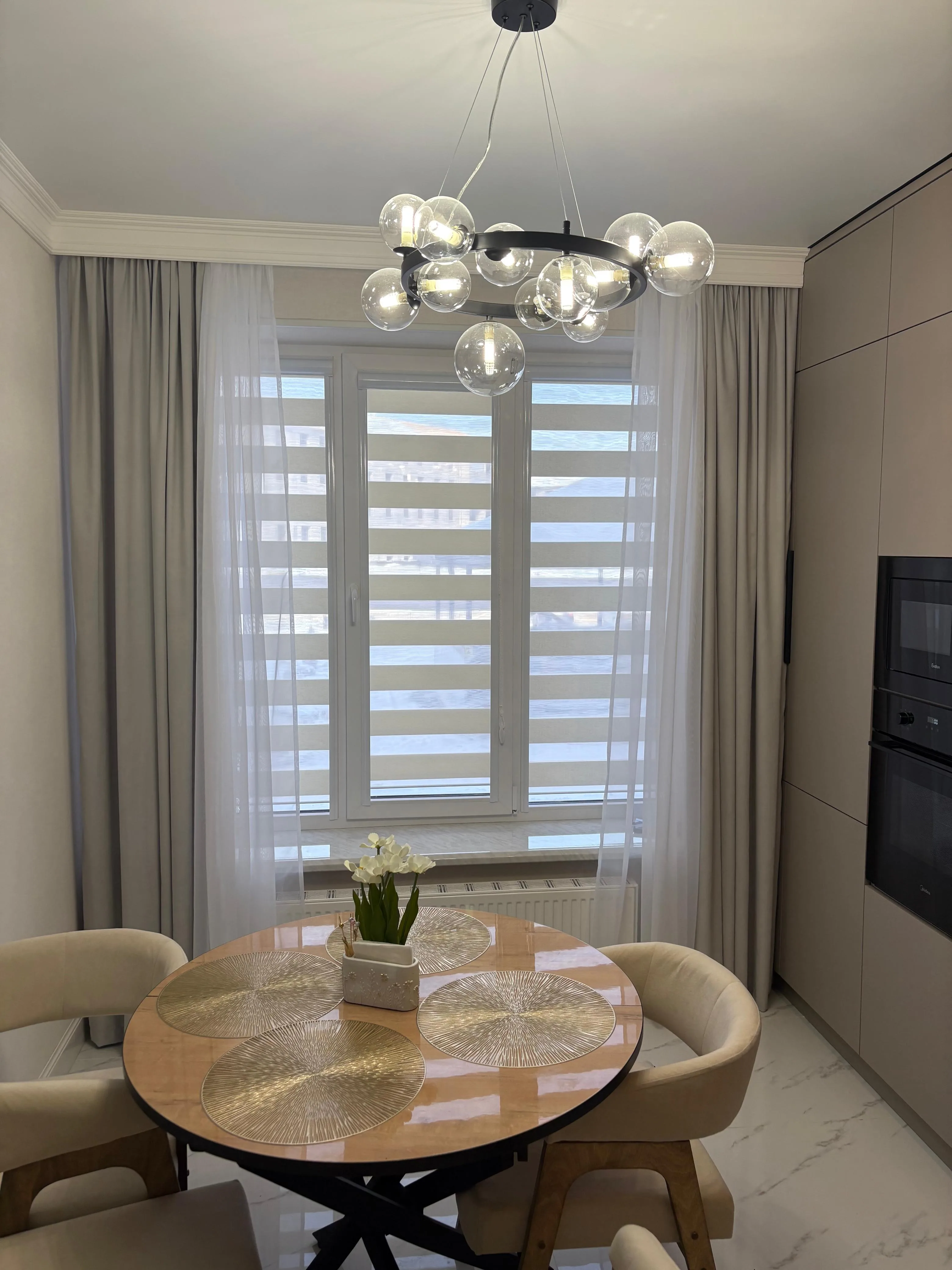 Рулонные шторы зебра день-ночь 127 в Нальчике и КБР на заказ