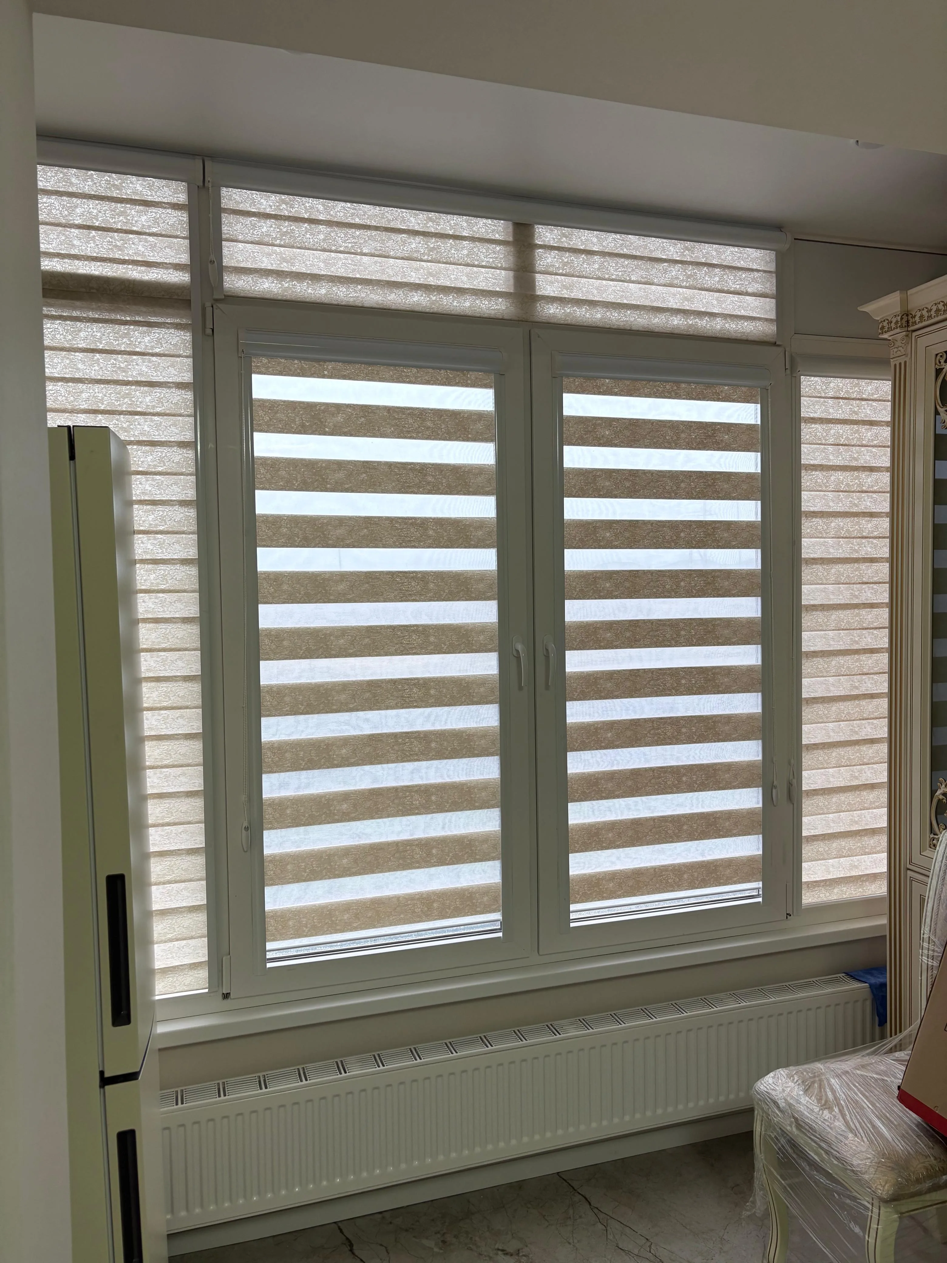 Рулонные шторы зебра день-ночь 142 в Нальчике и КБР на заказ